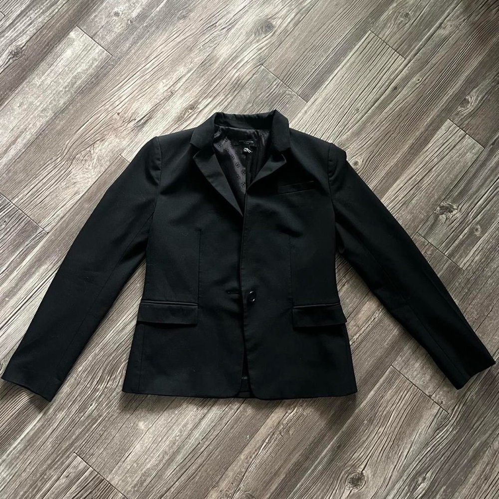 Sold Ann Taylor Black Tailored Single-Button Blazer - Picture 3 of 8